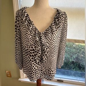 J Crew XS ruffle blouse in white with black hearts print. V neck, Blouson dleeve